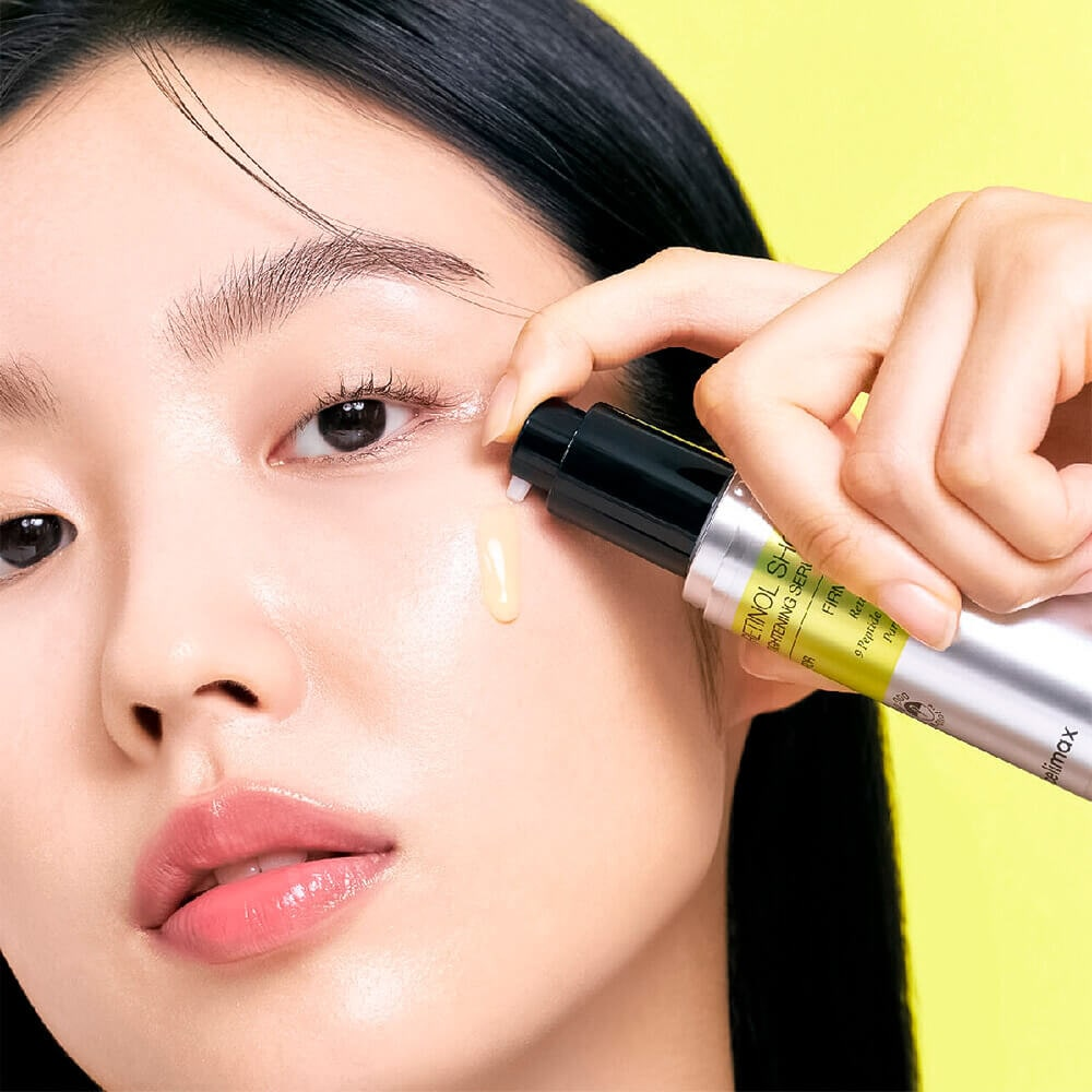 The Vita-A Retinol Shot Tightening Serum