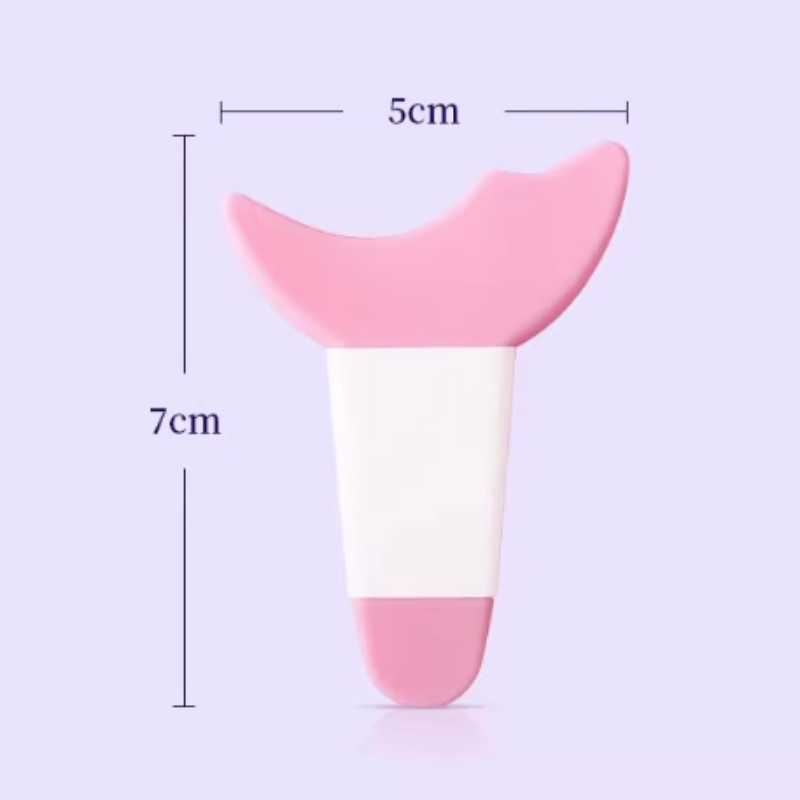 Makeup Tool for Eyeliner